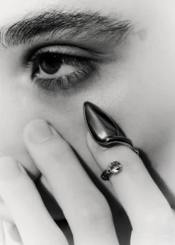 Justine Clenquet Bague d'ongle Luce