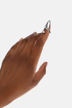 Justine Clenquet Bague d’ongle Luce perle