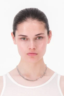 Justine Clenquet Collier Nico