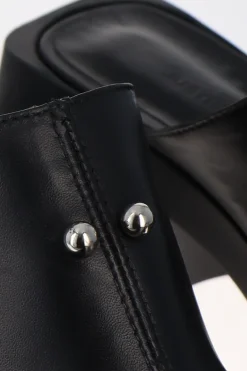 Justine Clenquet Mules Raya noir